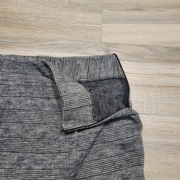 Banana Republic Gray Plaid Pleated Mini Skirt Women's 8 - Picture 4 of 6